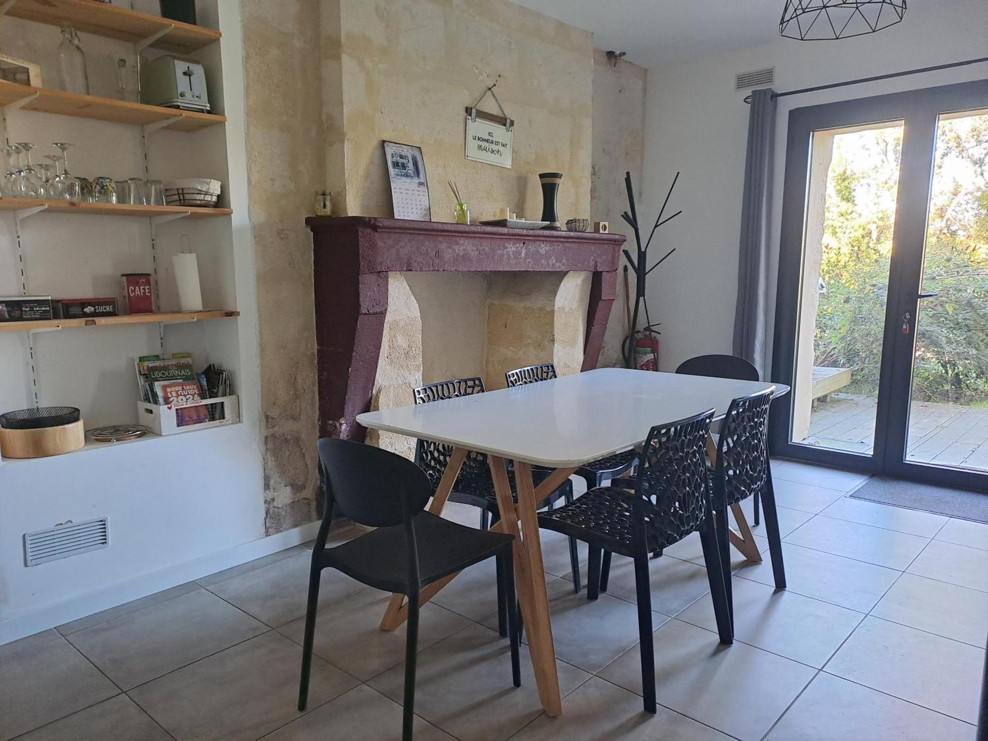 Domaine Ecoline Apartment Sadirac Екстериор снимка
